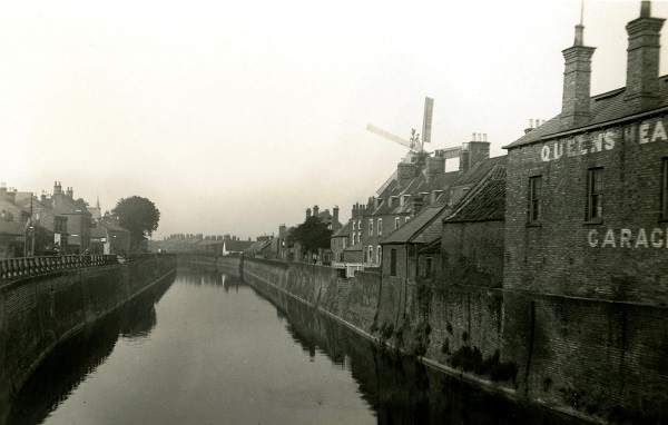 an image of the river Witham near the Maud Foster drain